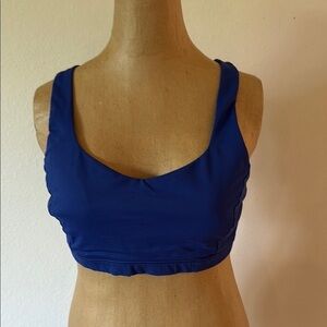 Lululemon sz 10 Free To Be Serene Psychic Blue sports bra great pre owned cond